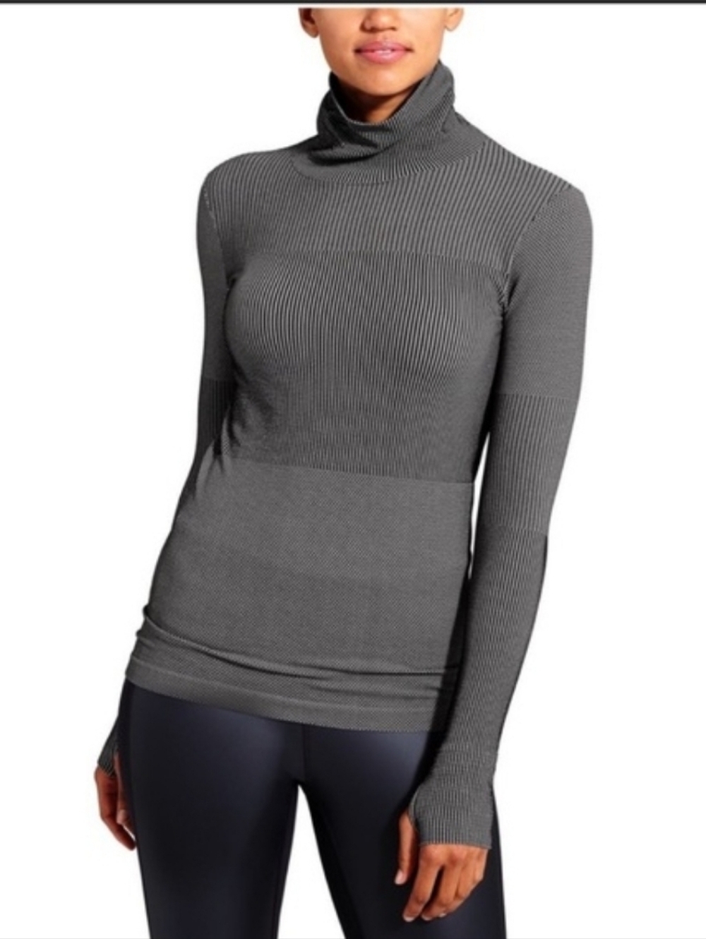 Athleta Flurry Downslope Base Layer Turtleneck Long Sleeve Shirt Size Medium